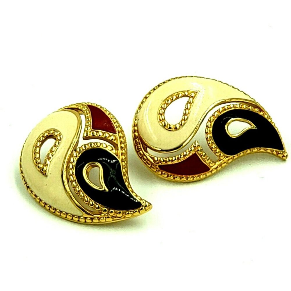 Avon Kaleidoscope Pierced Earrings